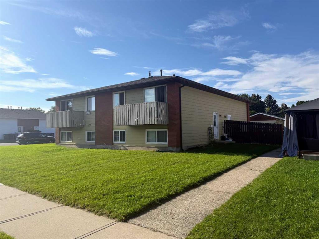 3, 29 Meadowlark Boulevard N, A2244161, Alberta,