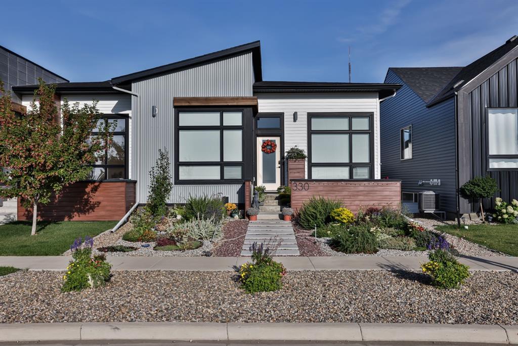 330 Uplands Boulevard N, A2244205, Alberta,