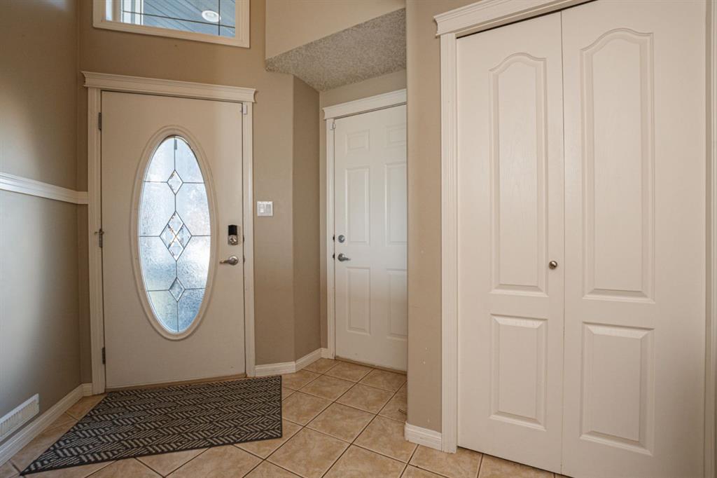 Third View of 6654 98C Street , Country Club West, Grande Prairie, Alberta, T8W 2T4