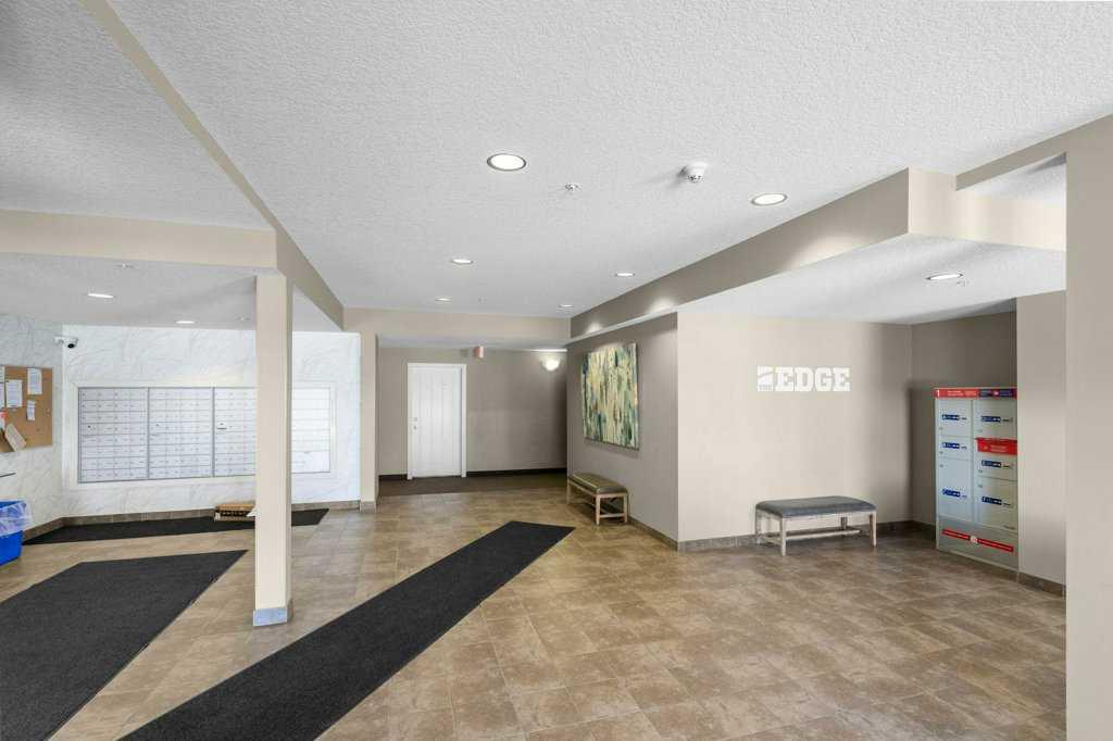 Fifth View of 2418, 604 East Lake Boulevard NE, East Lake Industrial, Airdrie, Alberta, T4A 0G5