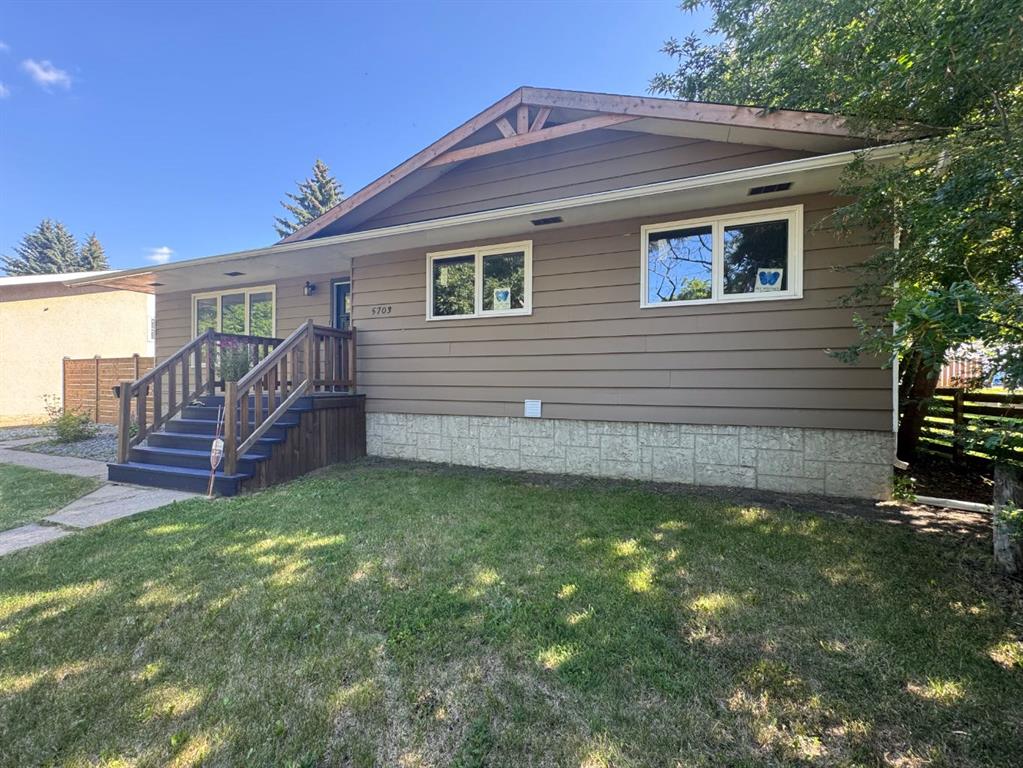 Third View of 5703 47A Avenue , Mount Pleasant, Camrose, Alberta, T4V 0H2
