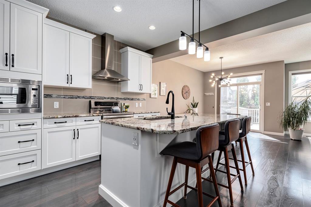 Fifth View of 1064 Brightoncrest Green SE, New Brighton, Calgary, Alberta, T2Z 1G8
