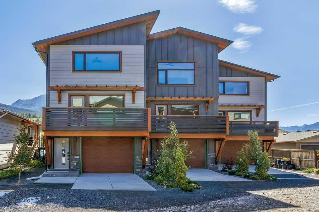 106, 1413 Mountain Avenue , A2244401, Alberta,
