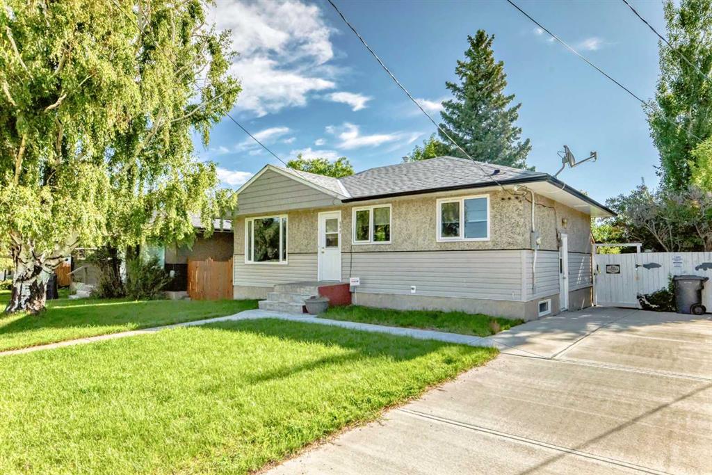 889 Christie Avenue , A2244413, Alberta,