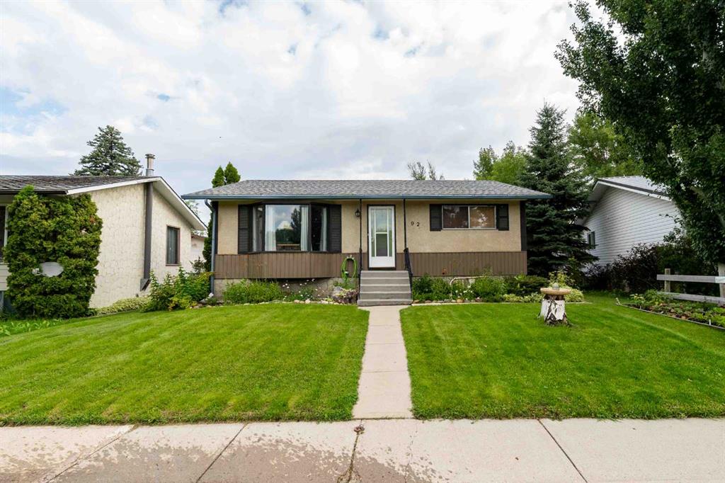 92 Greenbrook Drive E, A2244417, Alberta,