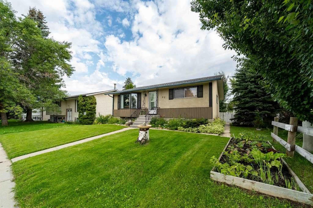 Third View of 92 Greenbrook Drive E, Greenbrook, Brooks, Alberta, T1R0J3