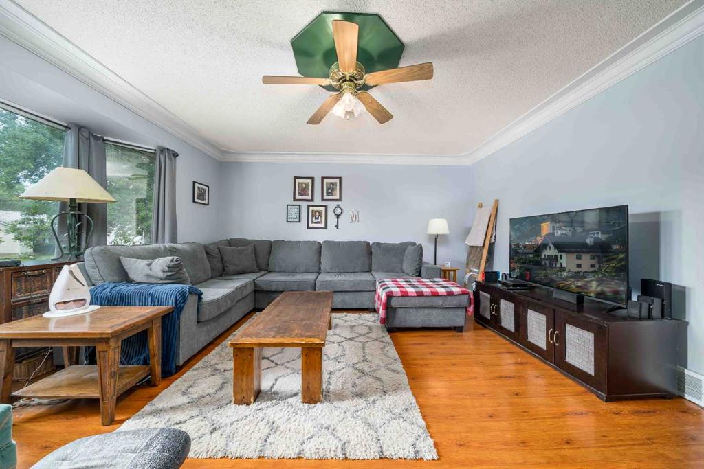 Fourth View of 92 Greenbrook Drive E, Greenbrook, Brooks, Alberta, T1R0J3