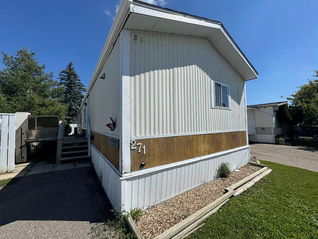 271, 2300 13 Street N, A2244512, Alberta,