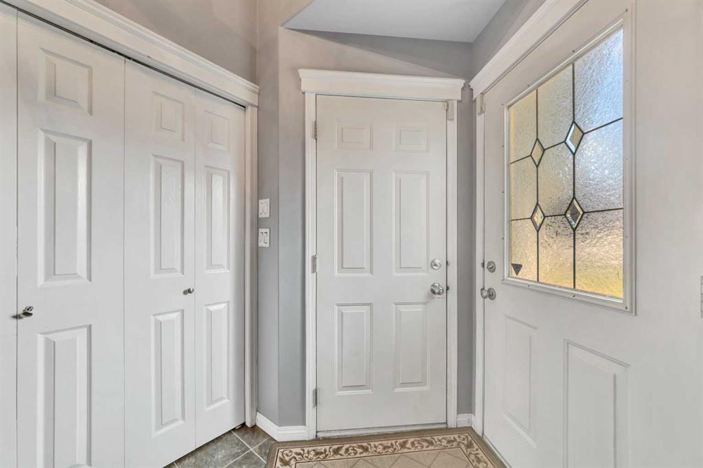 Fifth View of 4028 60 Avenue , Southridge, Lloydminster, Alberta, T9V 2S2