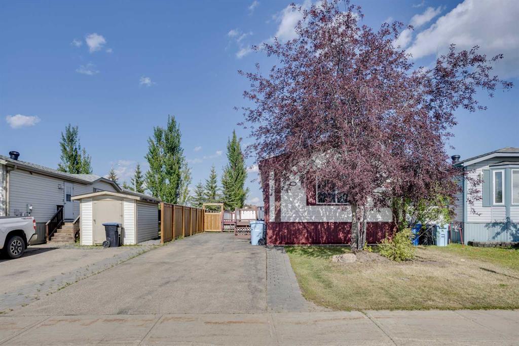 Third View of 125 Mckinlay Crescent , Timberlea, Fort McMurray, Alberta, T9K2M6