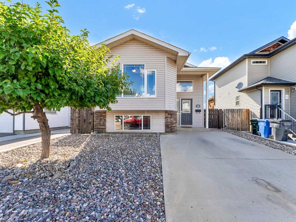 16 Terrace Avenue NE, A2244575, Alberta,