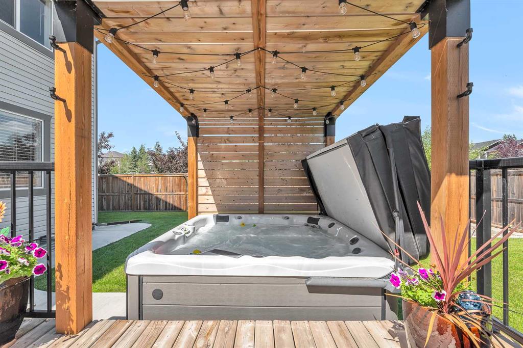 Fifth View of 270 Invermere Drive , Westmere, Chestermere, Alberta, T1X1S3