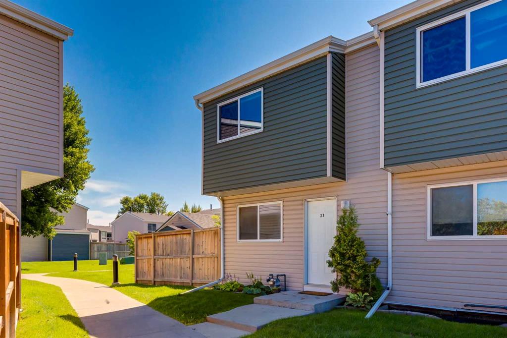 21, 5425 Pensacola Crescent SE, A2244651, Alberta,