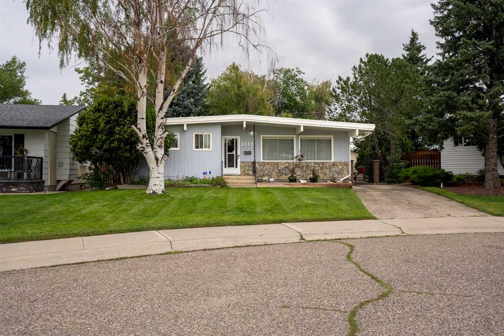 2013 23 Avenue S, A2244682, Alberta,