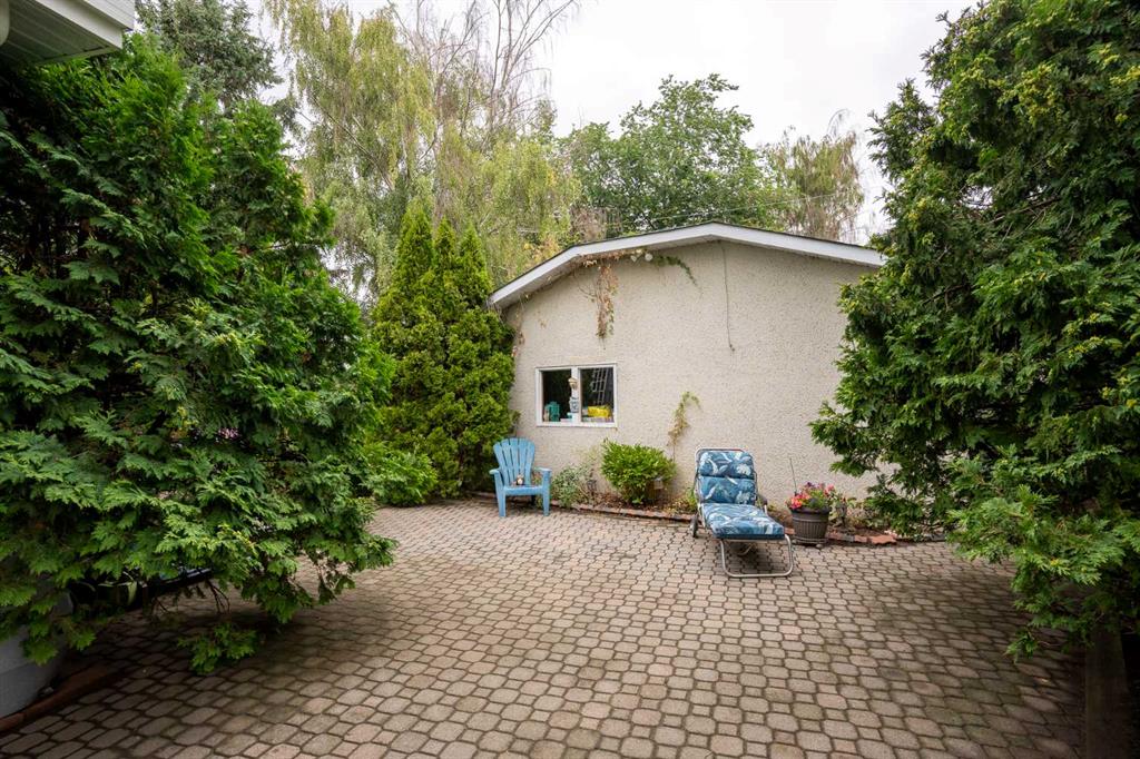 Fourth View of 2013 23 Avenue S, Agnes Davidson, Lethbridge, Alberta, T1K 1J4