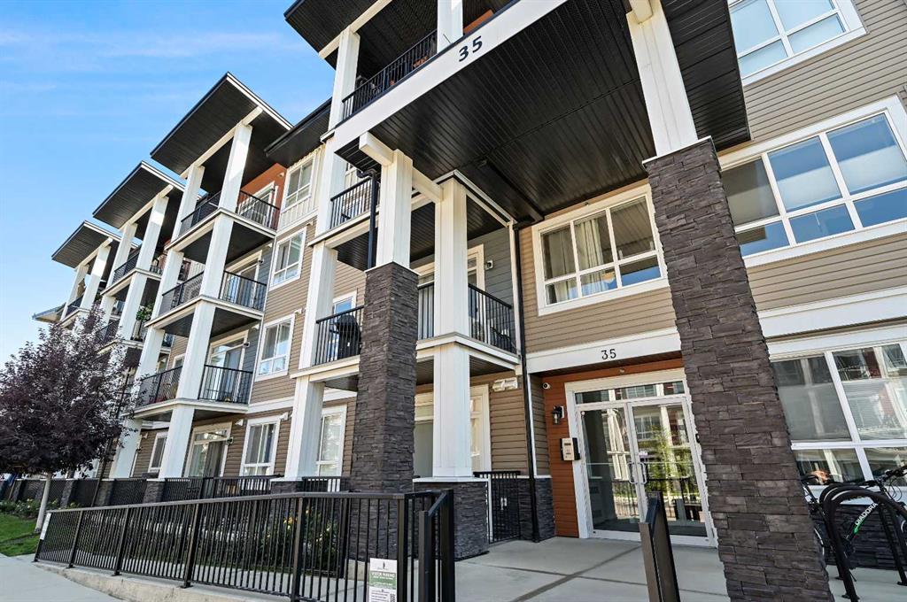 111, 35 Walgrove Walk SE, A2244687, Alberta,