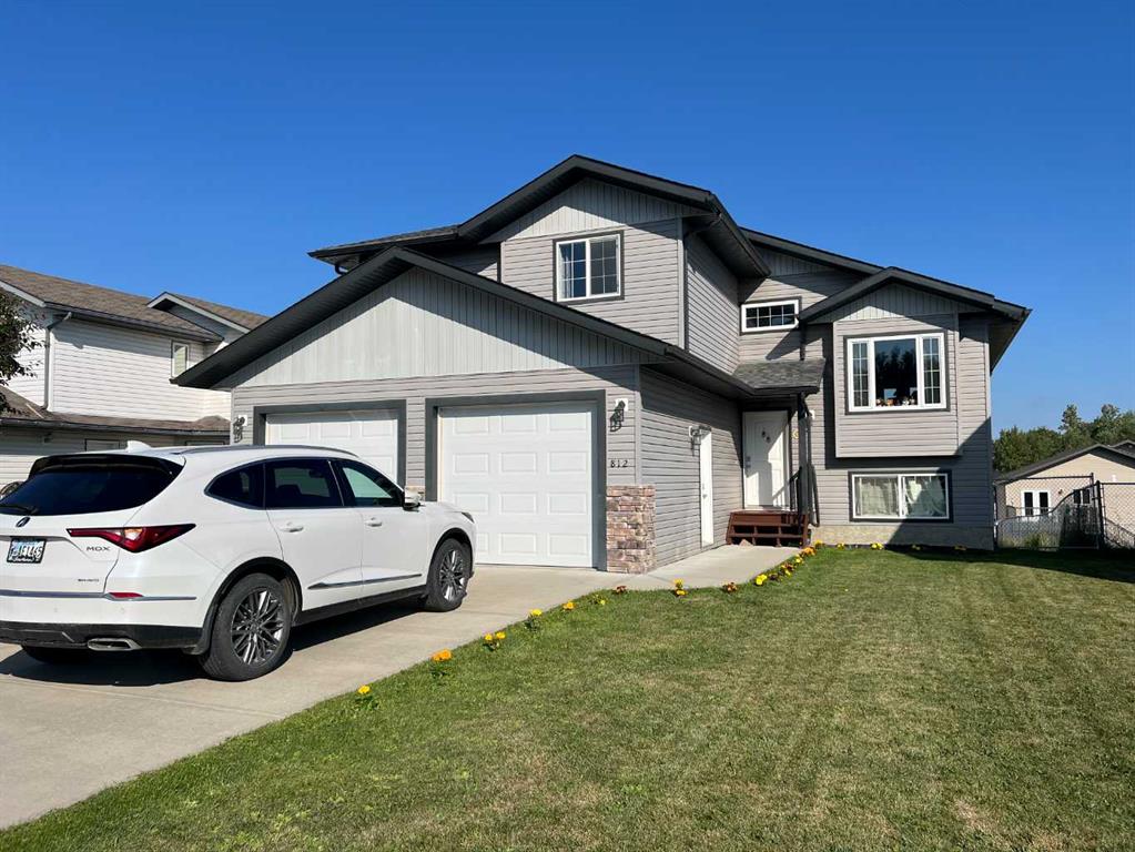 812 9 Street , A2244698, Alberta,