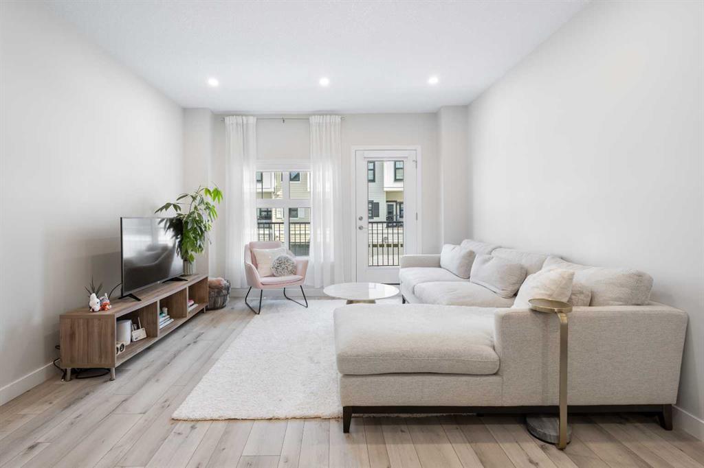 85 Les Jardins Park SE, A2244711, Alberta,