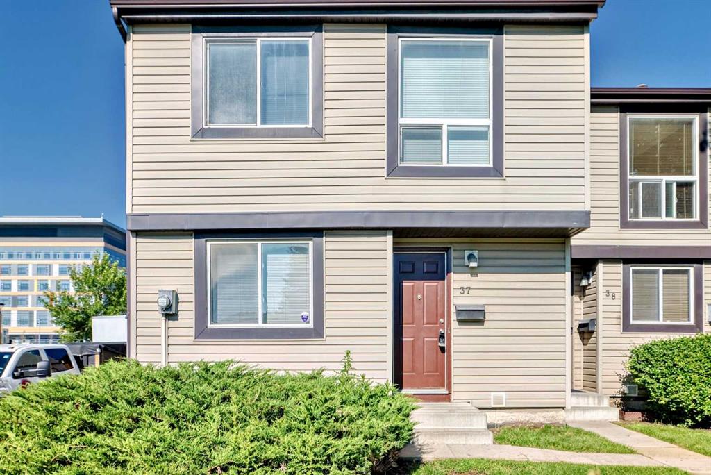 37, 3029 Rundleson Road NE, A2244714, Alberta,