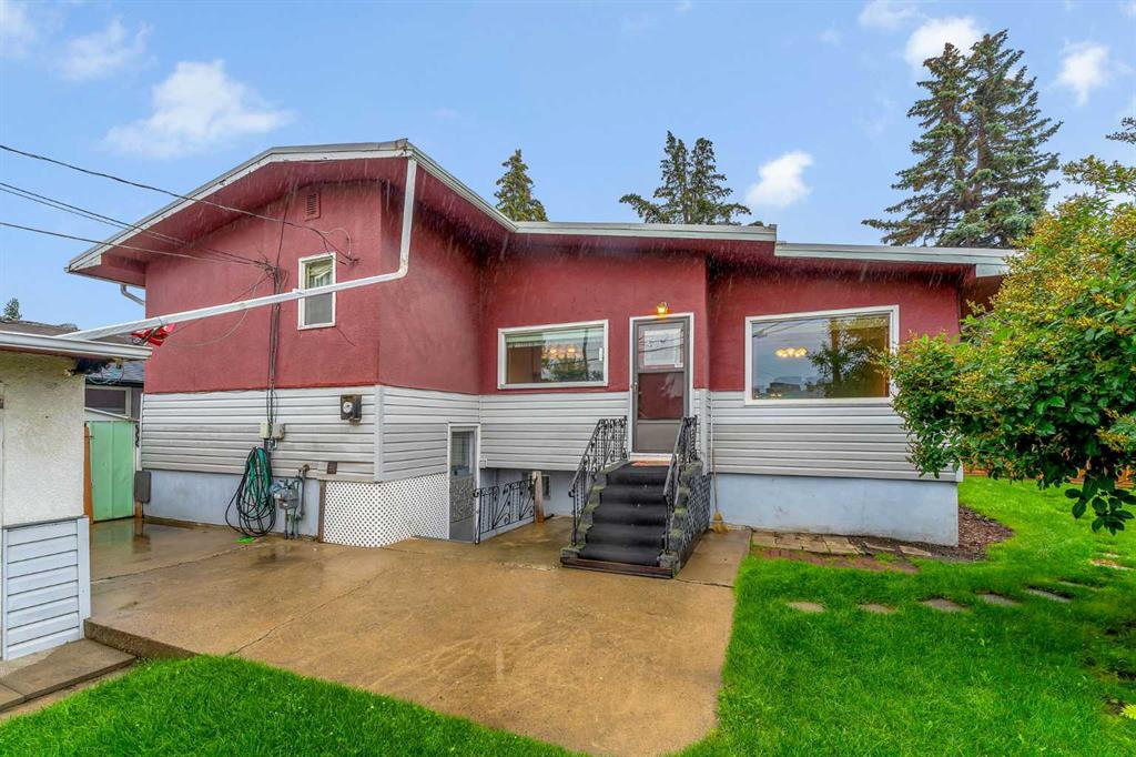 Third View of 3740 35 Avenue SW, Rutland Park, Calgary, Alberta, T3E 1A5