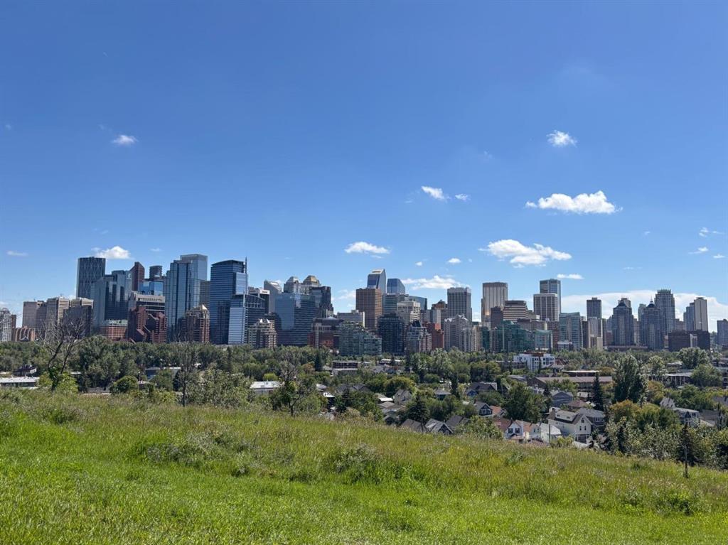 Fifth View of 905 1 Street NW, Crescent Heights, Calgary, Alberta, T2M 2R9