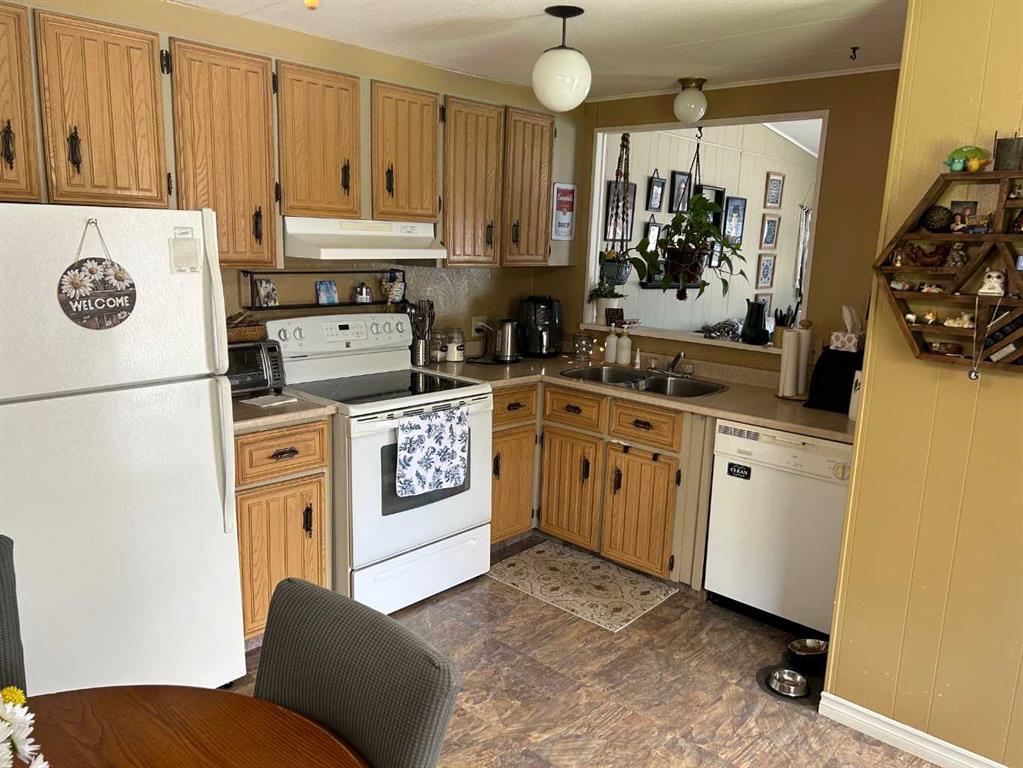 Fifth View of 671, 6940 63 Avenue , Glendale, Red Deer, Alberta, T4P 1K5