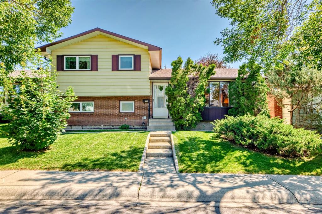 156 Whiteview Close NE, A2244842, Alberta,