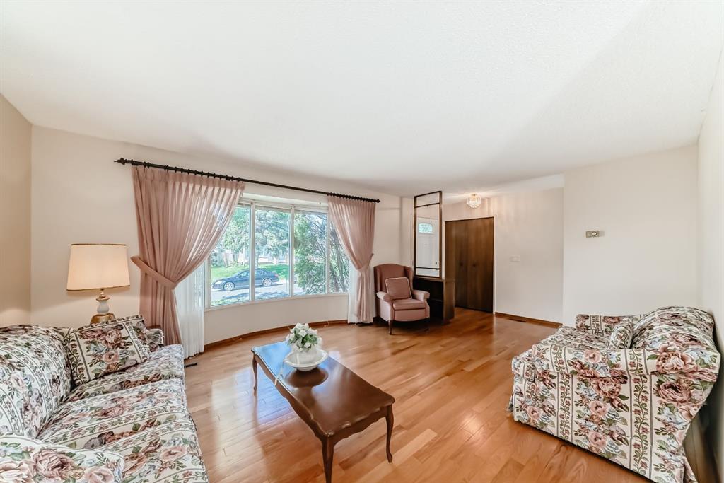 Fifth View of 156 Whiteview Close NE, Whitehorn, Calgary, Alberta, T1Y1R2