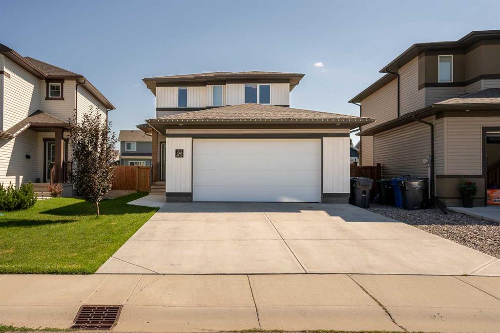 332 Westgate Crescent , A2244961, Alberta,