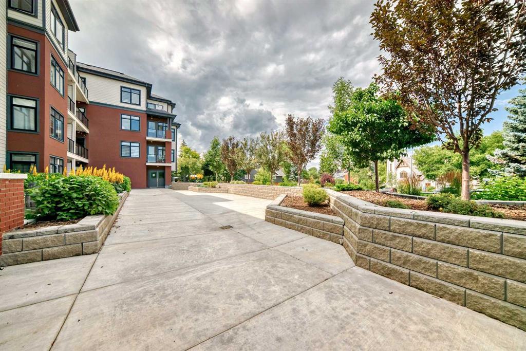 Third View of 115, 1702 17 Avenue SW, Scarboro, Calgary, Alberta, T2T 0E7