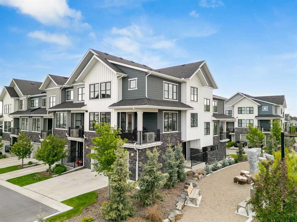 511 Crestridge Common SW, A2245001, Alberta,
