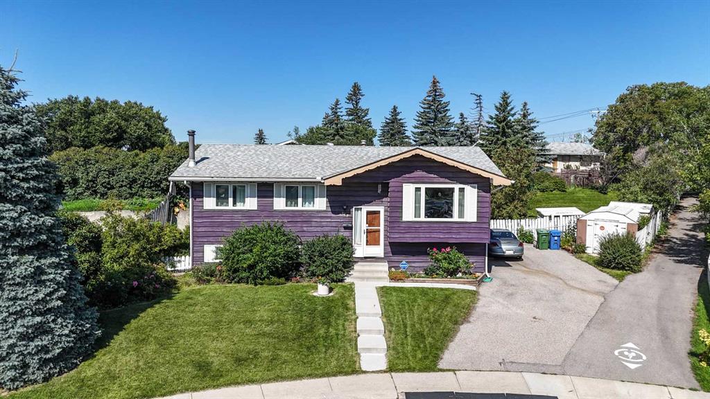 752 Raynard Crescent SE, A2245002, Alberta,