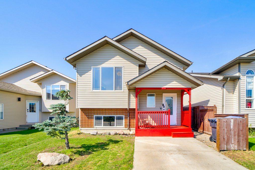 320 Tartan Circle W, A2245004, Alberta,