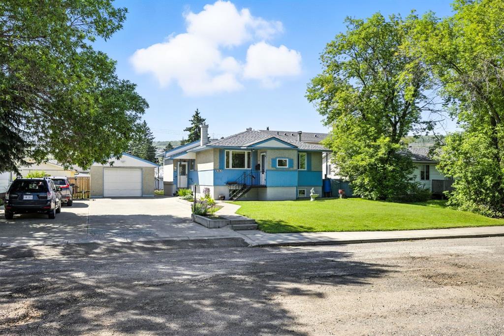6383 32 Avenue NW, A2245009, Alberta,