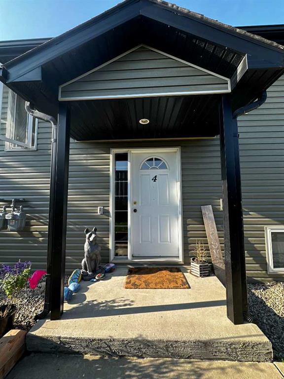 4, 746 heritage Boulevard W, A2245010, Alberta,