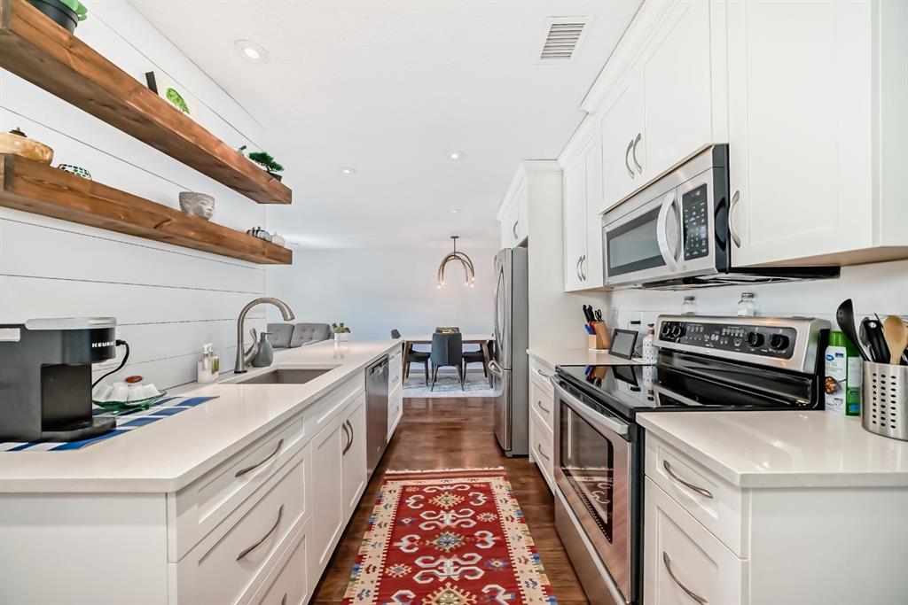 Fifth View of 202, 540 18 Avenue SW, Cliff Bungalow, Calgary, Alberta, T2S0C5