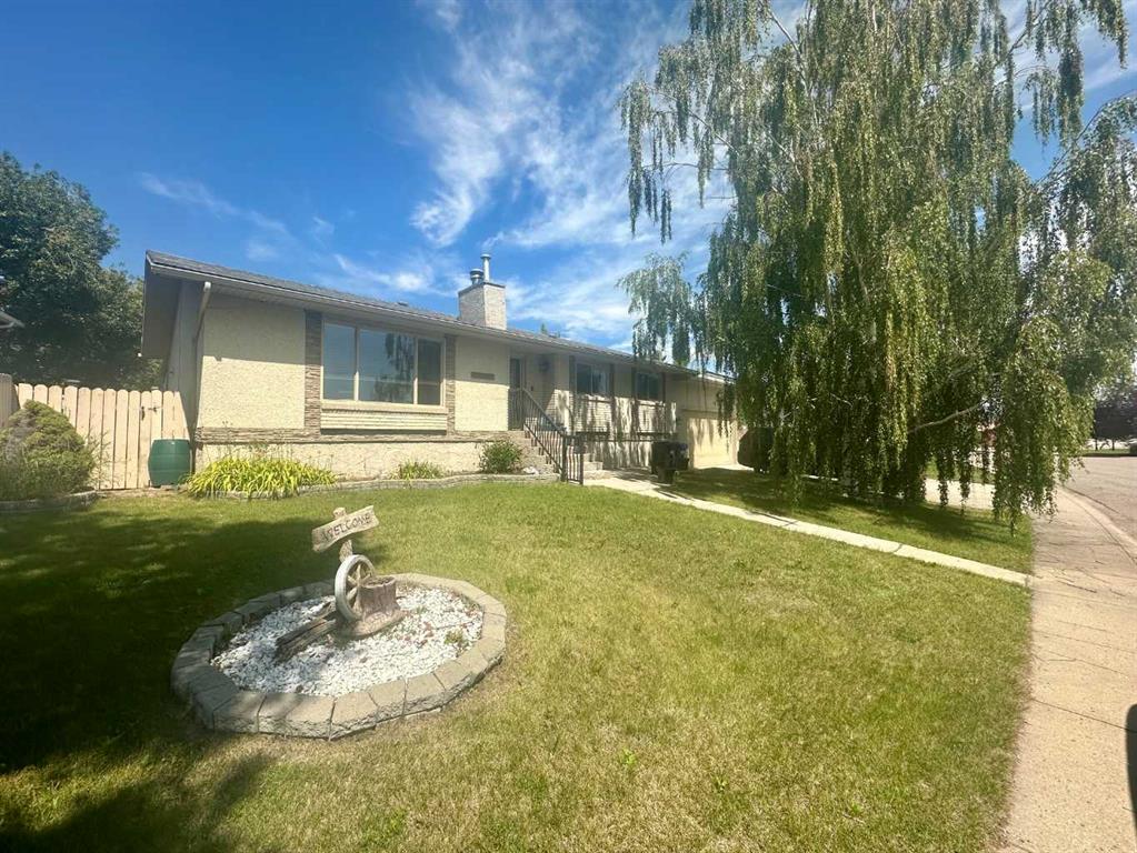 117 Slade Drive , A2245054, Alberta,