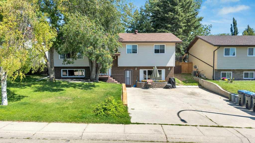 9 Garden Court , A2245065, Alberta,