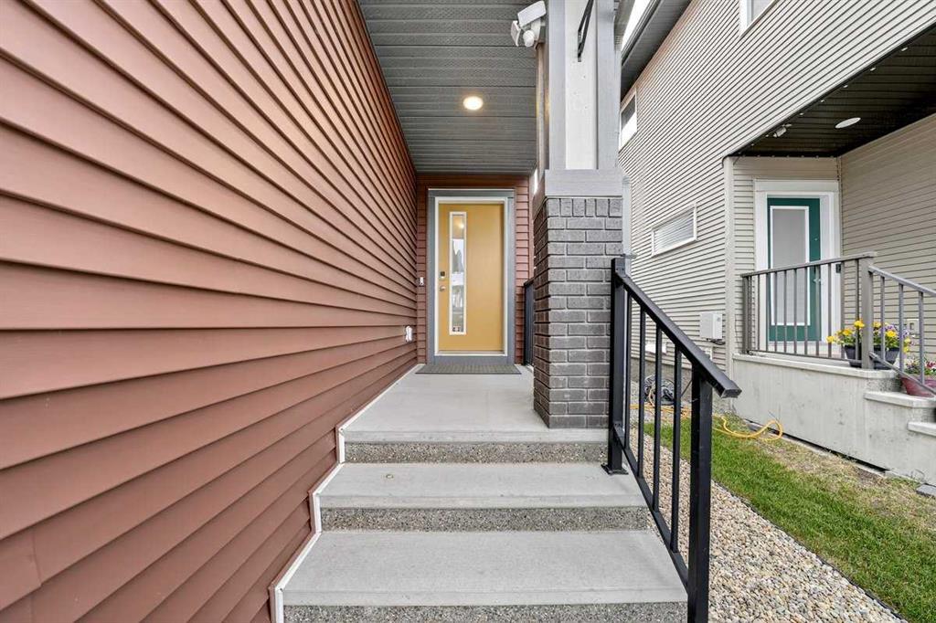 Third View of 98 Walgrove Green SE, Walden, Calgary, Alberta, T2X 2H9