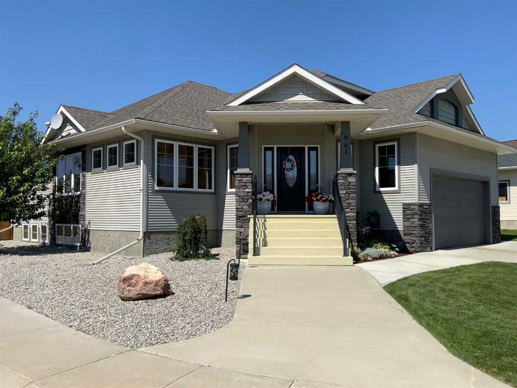 961 5 Avenue SE, A2245078, Alberta,