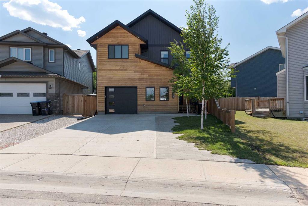 137 Pearson Drive , A2245090, Alberta,