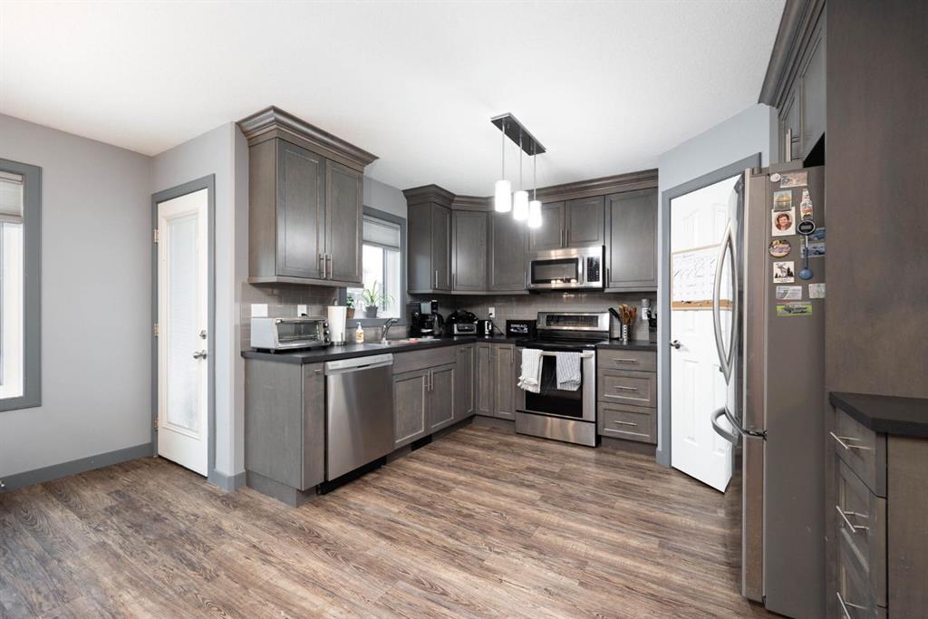 Third View of 139 Amberwood Court , Abasand, Fort McMurray, Alberta, T9J 1E3