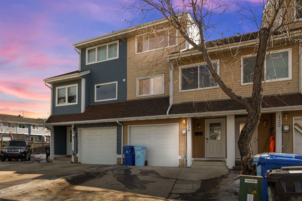 124 Wallace Place , A2245103, Alberta,