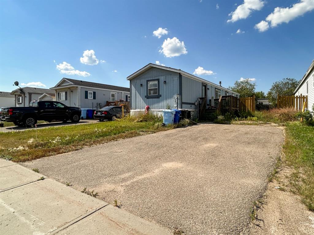 157 Cree Road , A2245172, Alberta,