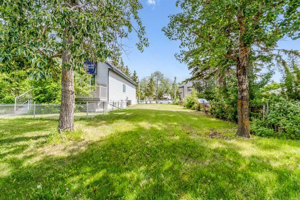 Fifth View of 4003 Lakeshore Drive , Cottage Area, Sylvan Lake, Alberta, T4S 1B9