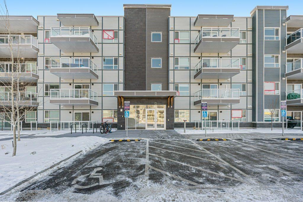 319, 40 Carrington Plaza NW, A2245212, Alberta,