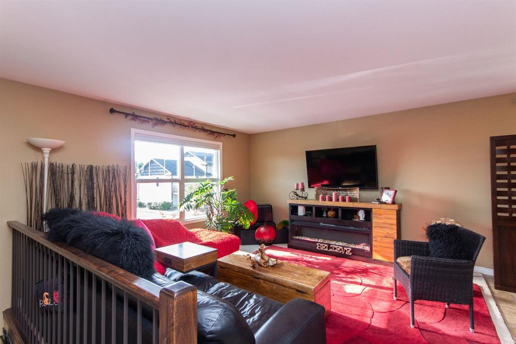 Fourth View of 114 Redwood Boulevard , NONE, Springbrook, Alberta, T4S 0J5