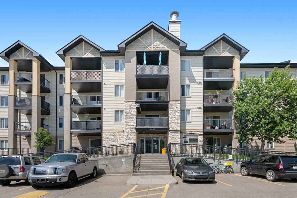 8225, 304 Mackenzie Way SW, A2245228, Alberta,