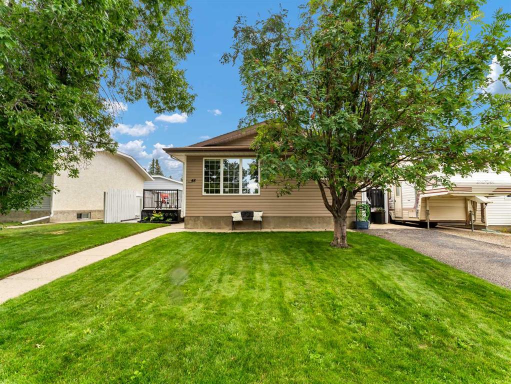 48 Strong Avenue SE, A2245253, Alberta,