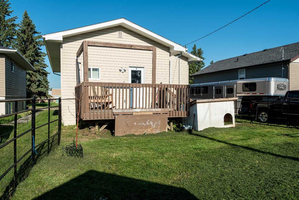 Fifth View of 25, 320 7 Avenue NE, NONE, Three Hills, Alberta, T0M2A0